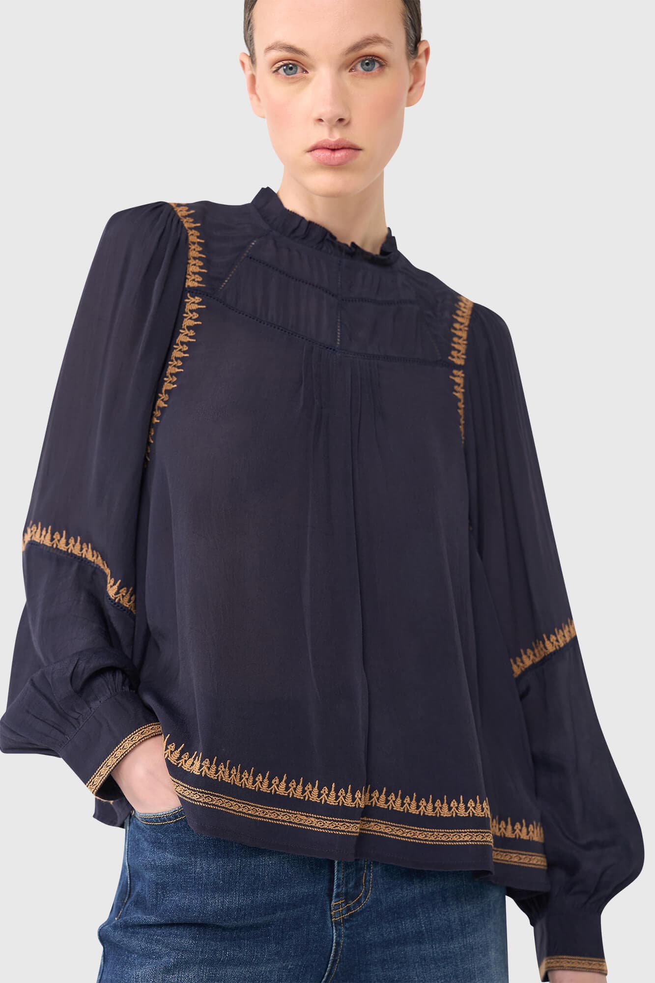 Gable Donkerblauw - alternatieve afbeelding