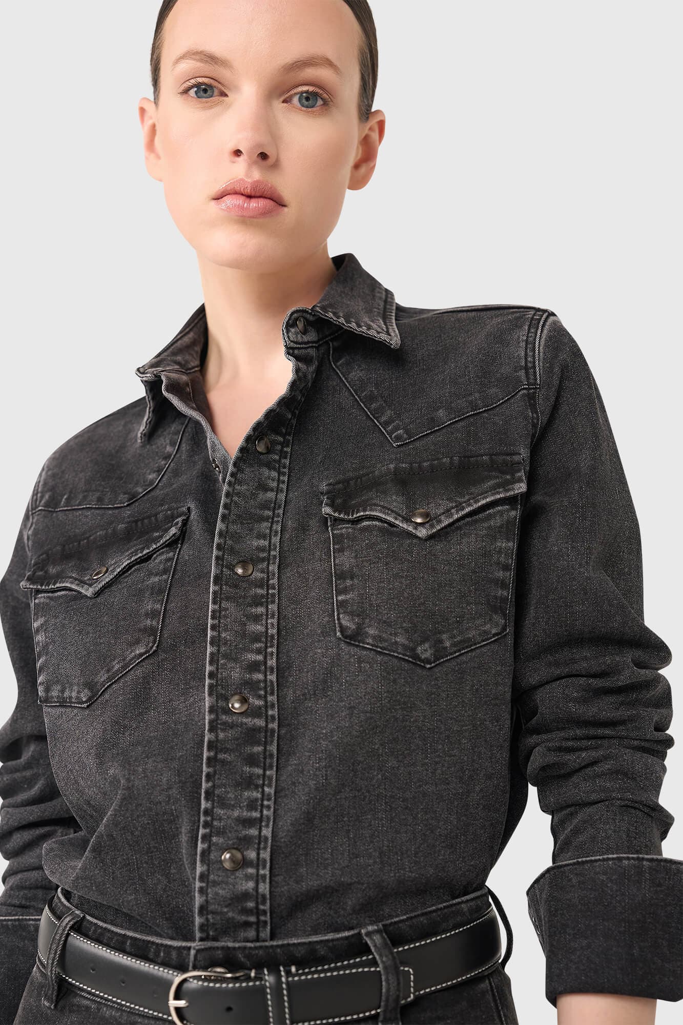 Levi Zwart 506 - alternatieve afbeelding